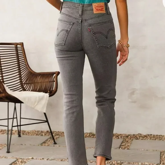 New Levis Wedgie Straight High Waisted Jeans - Picture 2 of 10